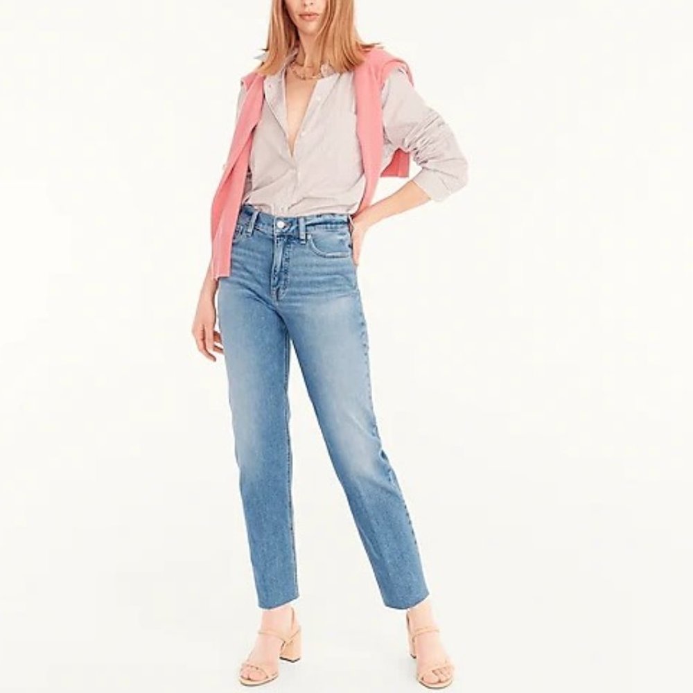 J. Crew Mid-rise '90s classic straight jean in Downtown wash 33